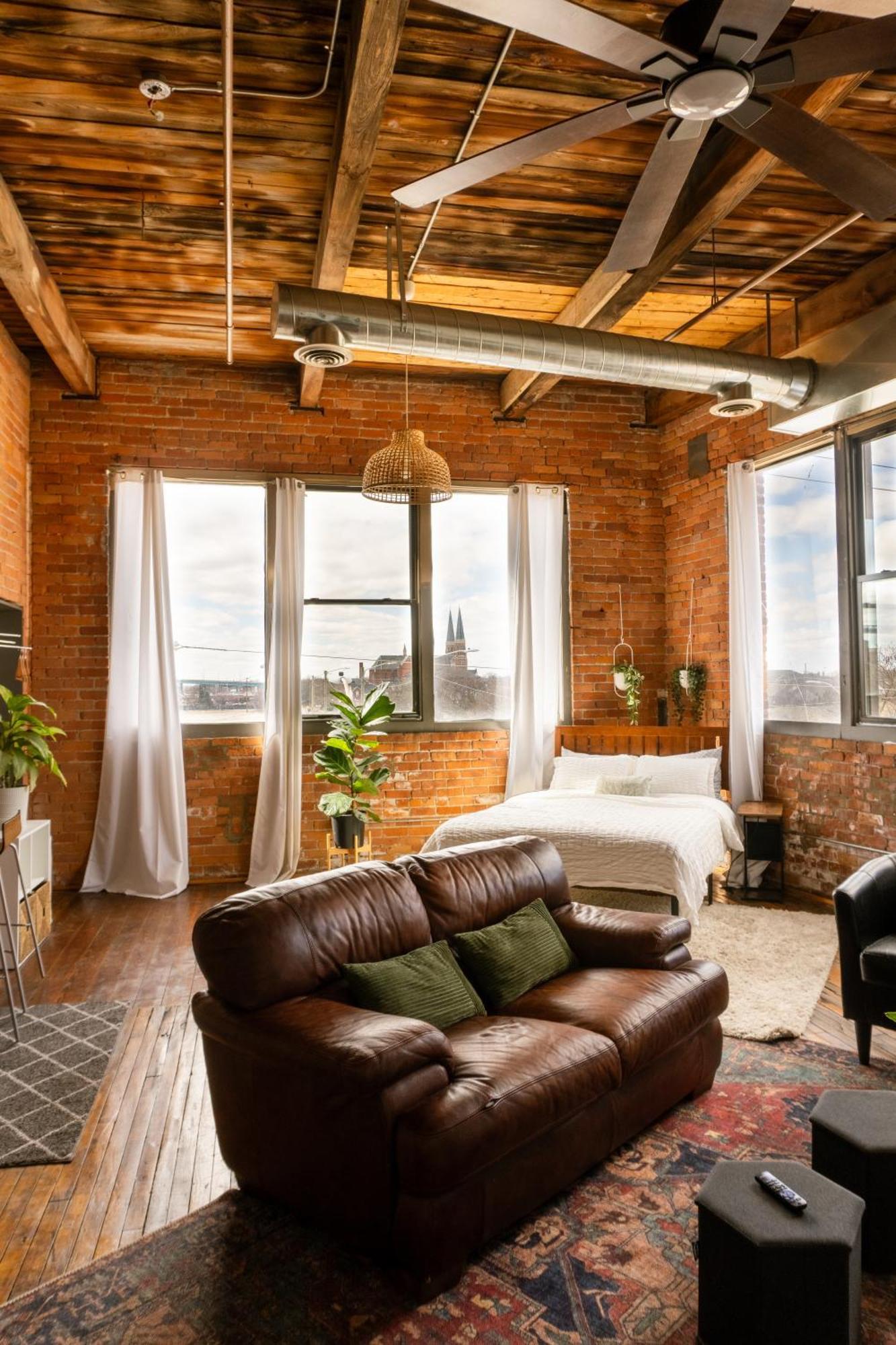 420 Friendly Canada Bridge View Loft Downtown Free Parking Detroit Kültér fotó