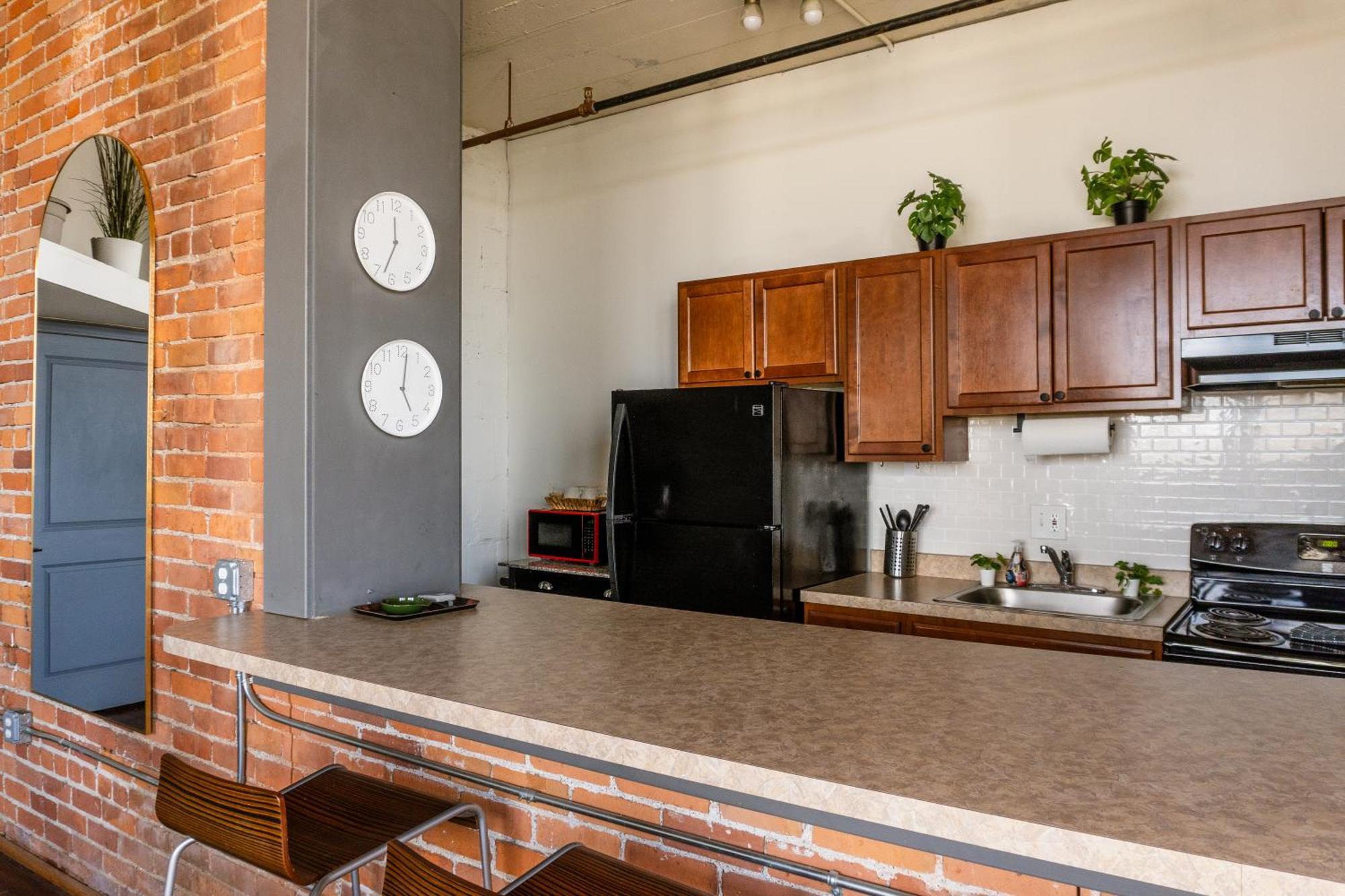 420 Friendly Canada Bridge View Loft Downtown Free Parking Detroit Kültér fotó